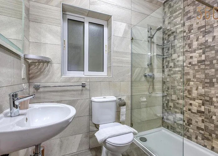 A Lovely 2br Home, Fully Equipped With Wifi & Ac By 360 Estates Διαμέρισμα *