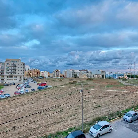 A Lovely 2br Home, Fully Equipped With Wifi & Ac By 360 Estates *
