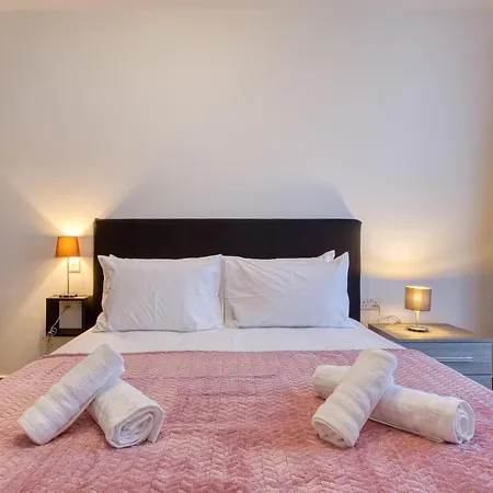 A Lovely 2br Home, Fully Equipped With Wifi & Ac By 360 Estates * Сент-Полс-Бей