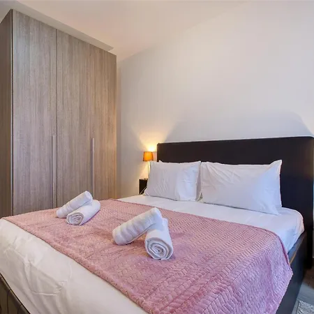 A Lovely 2br Home, Fully Equipped With Wifi & Ac By 360 Estates * Сент-Полс-Бей