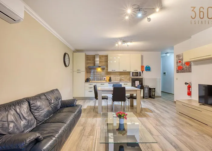 Апартаменты A Lovely 2br Home, Fully Equipped With Wifi & Ac By 360 Estates